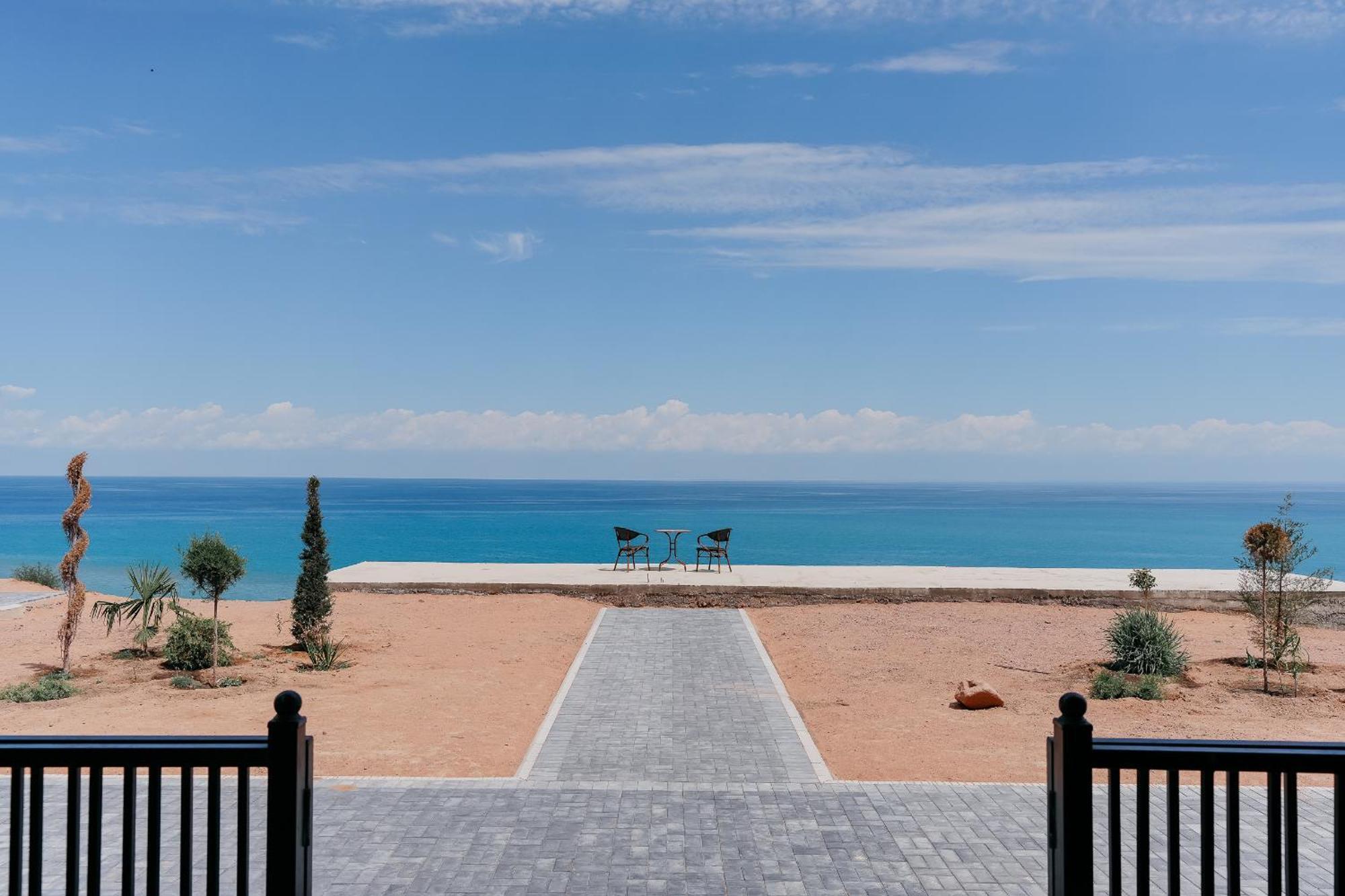 Hotel Utes Kaji-Say Bagian luar foto